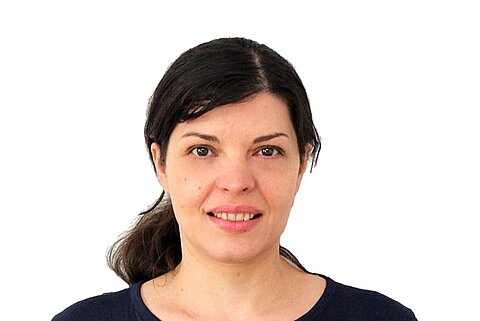 Osteopathin Elena Popescu